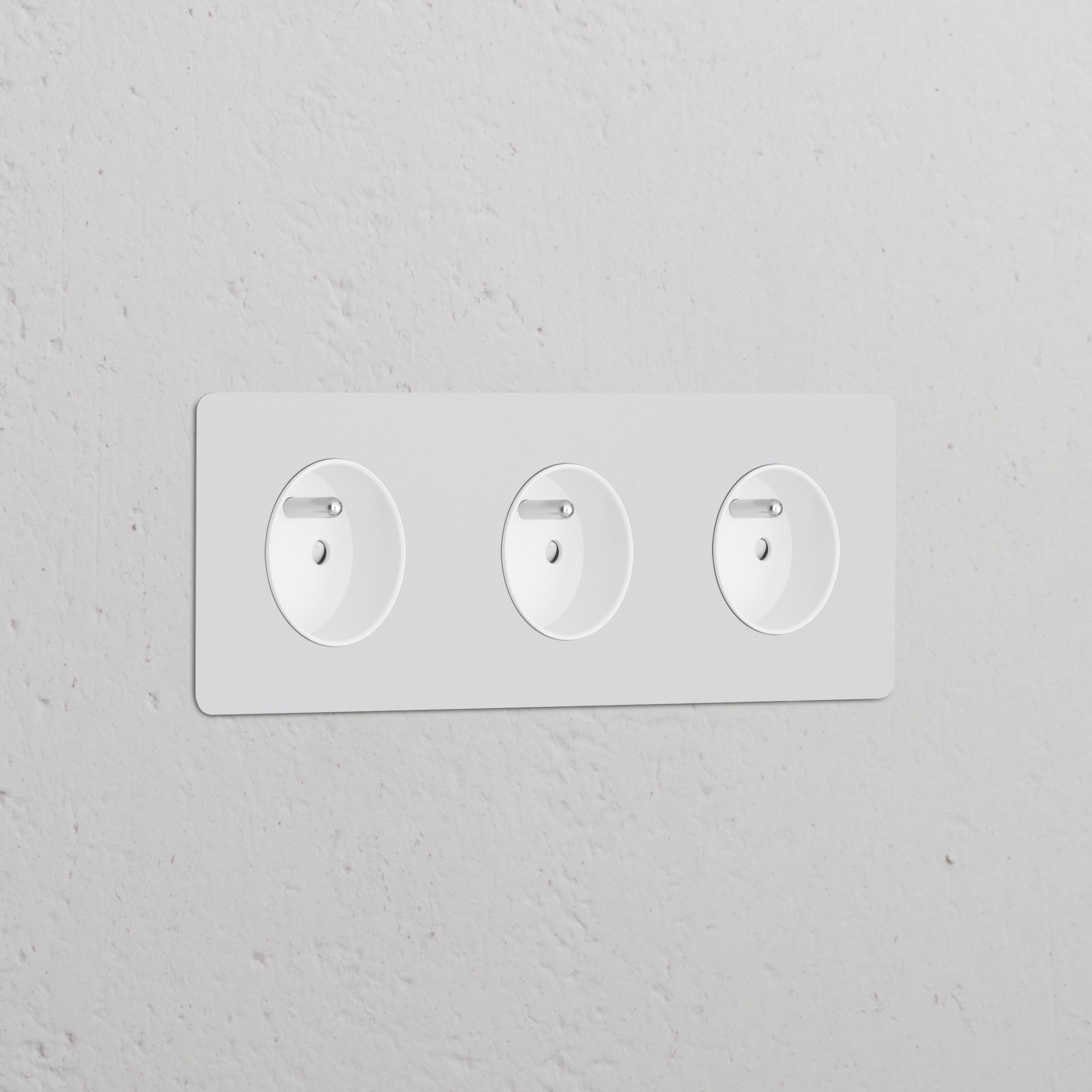 Triple 3x French/Belgian Type E Power Module in paintable white, for triple sockets & modules.