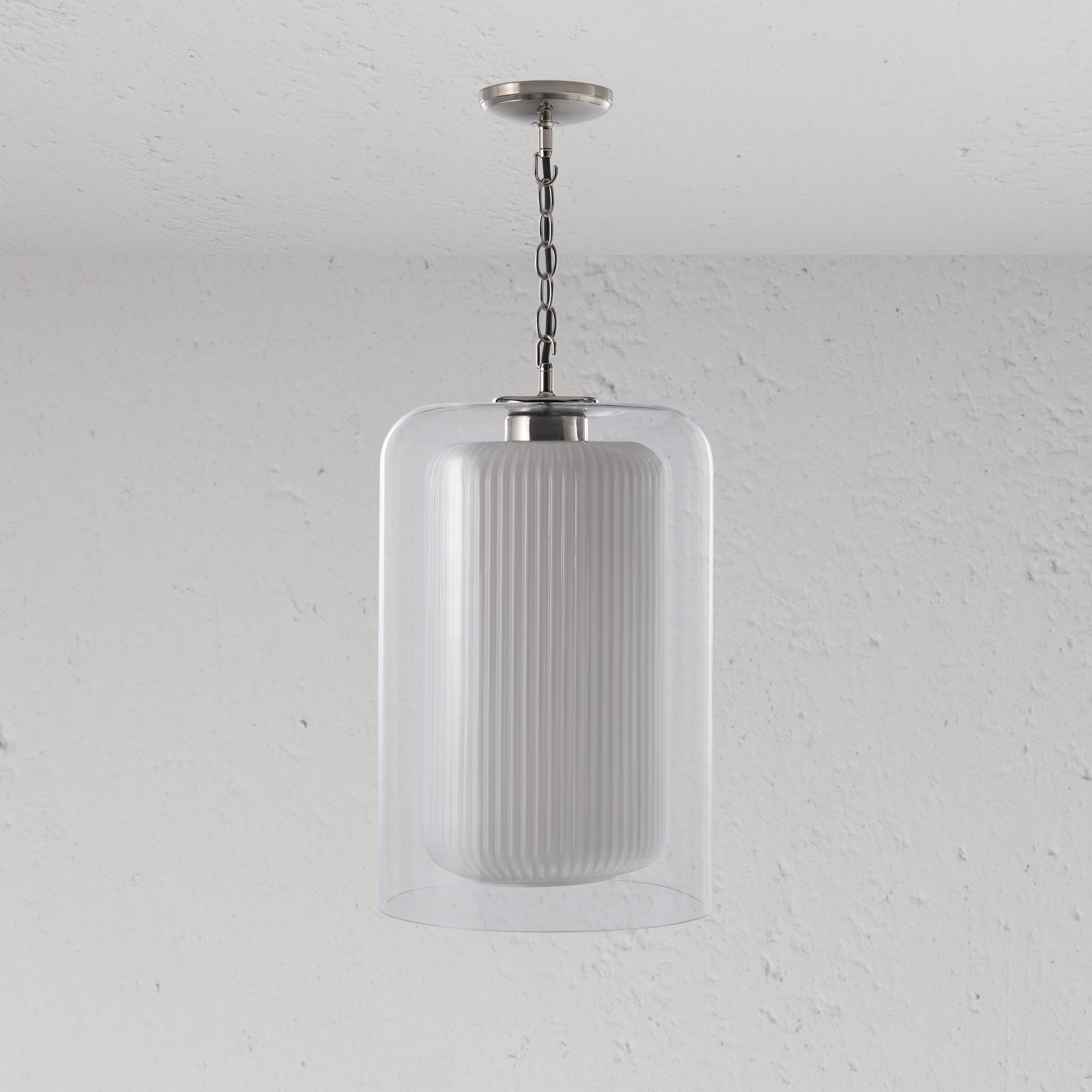 Suspension Windsor Grand Format en Verre Opalin avec verre nervuré et finition nickel poli, élégante et moderne.