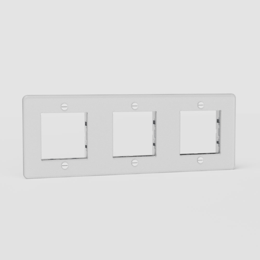 Triple 45mm Switch Plate EU in Clear White - Comprehensive Switch Control Accessory