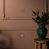 Módulo USB 30 W individual – Pintável Branco, para tomadas e módulos individuais, em ambiente elegante.