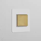 Interruptor basculante individual (de pressão centrado) – Latão Antigo Pintável Branco