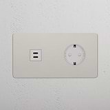 Módulo USB 30 W e Schuko duplo redondo – Níquel Polido Branco