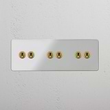 Interruptor articulado triplo de seis botões em Latão Antigo Transparente - Solução de controlo de luz elegante em fundo branco