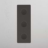 Controlo de luz ajustável com interruptor regulador triplo Bronze vertical em fundo branco