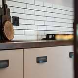 Elm Cup Handle 84mm - Bronze