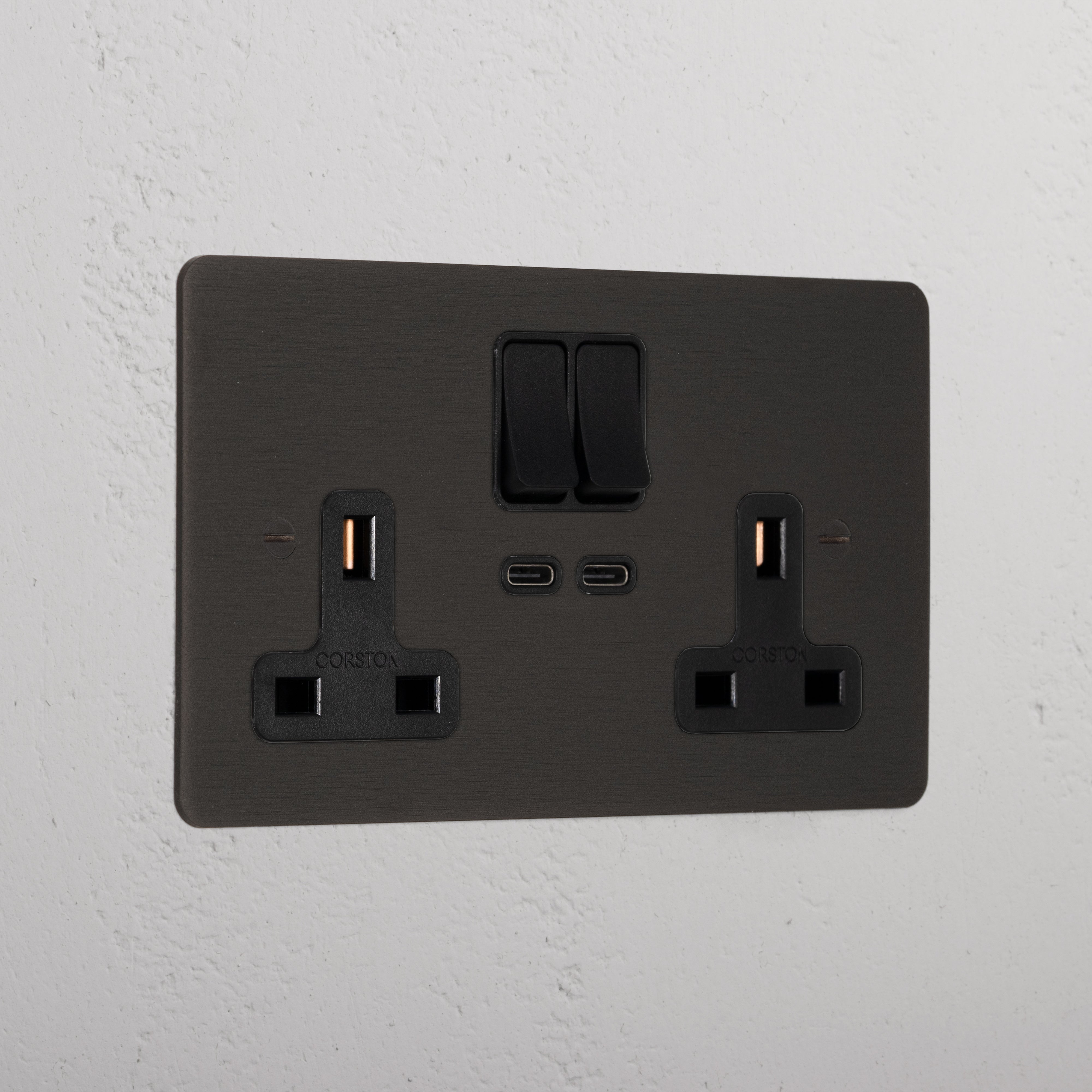 Bronze Interior Double Socket With Usb-C Fast Charge Black