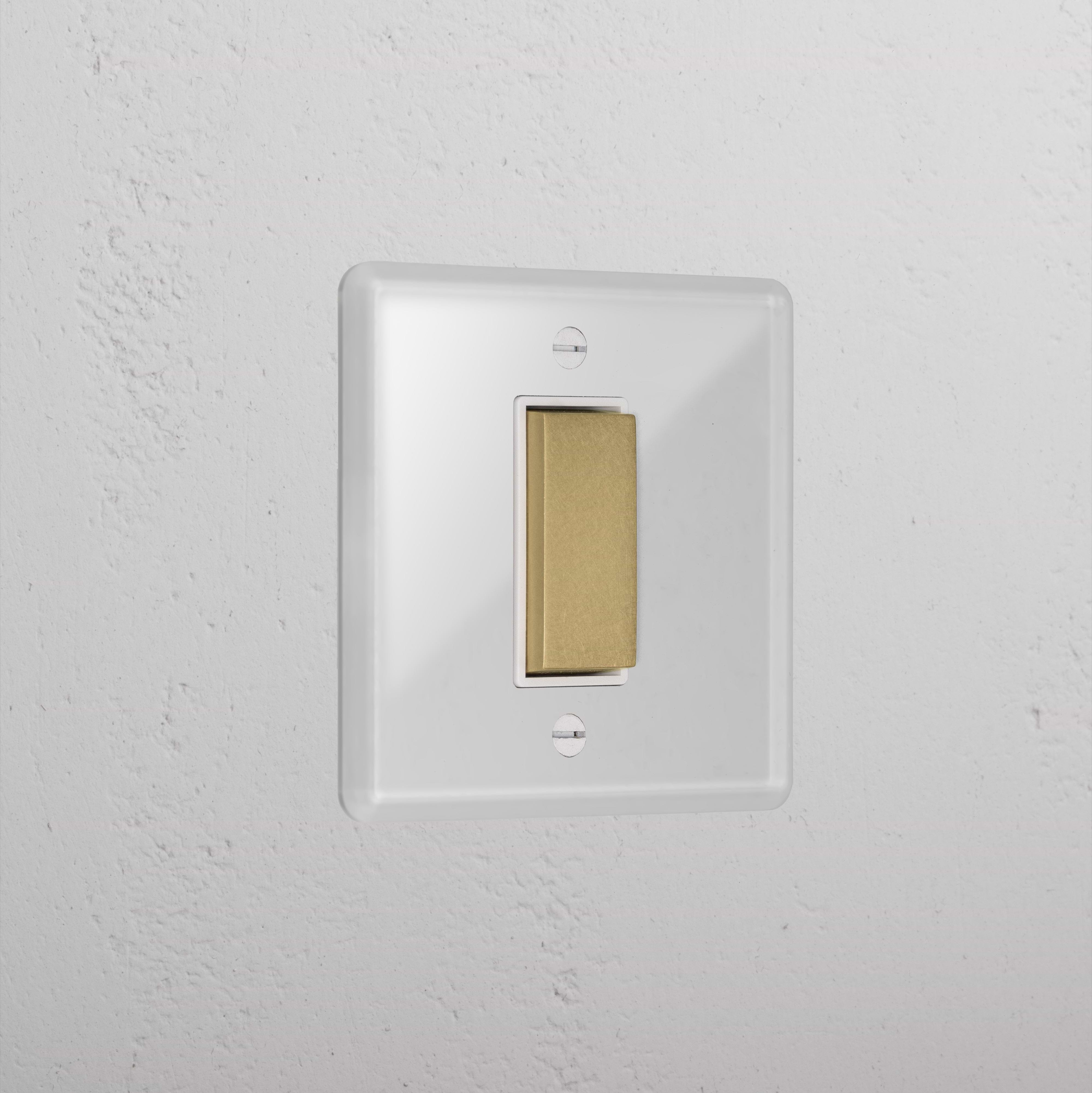 1G Centre Retractive Rocker Switch - Clear Antique Brass White