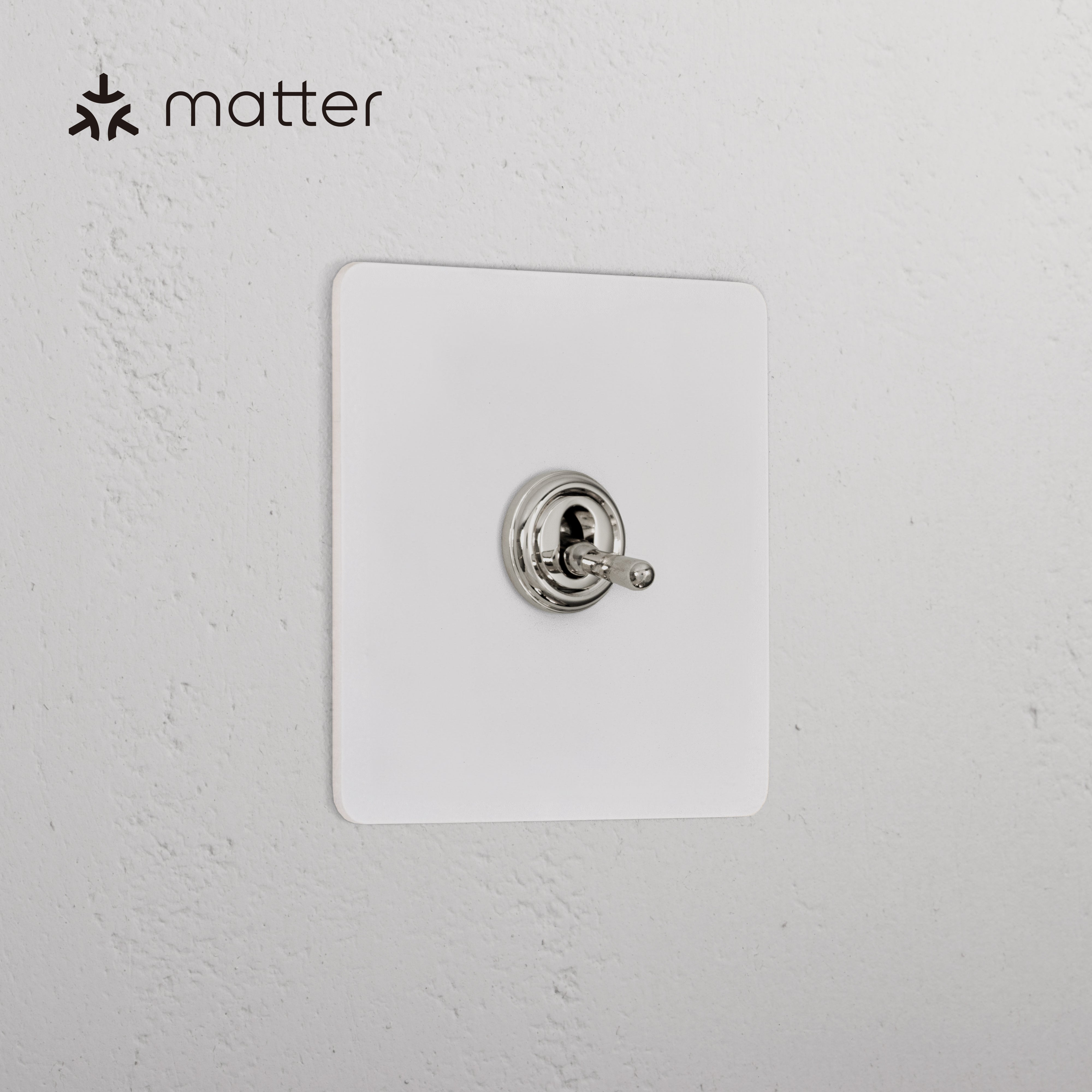 1G Smart Retractive Toggle Switch – Paintable Polished Nickel