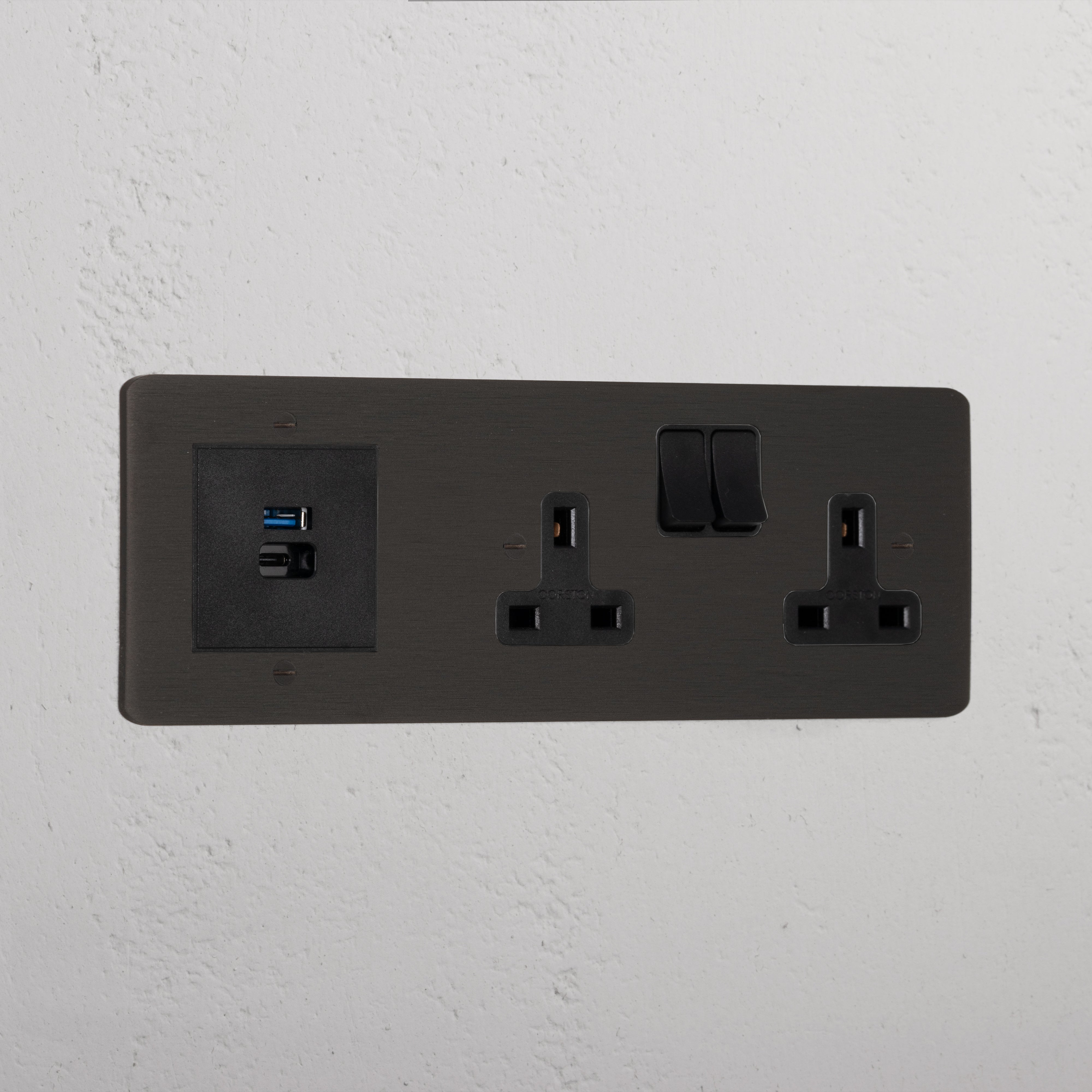 Bronze Designer Double Socket And Usb A+C Fast Charge Black