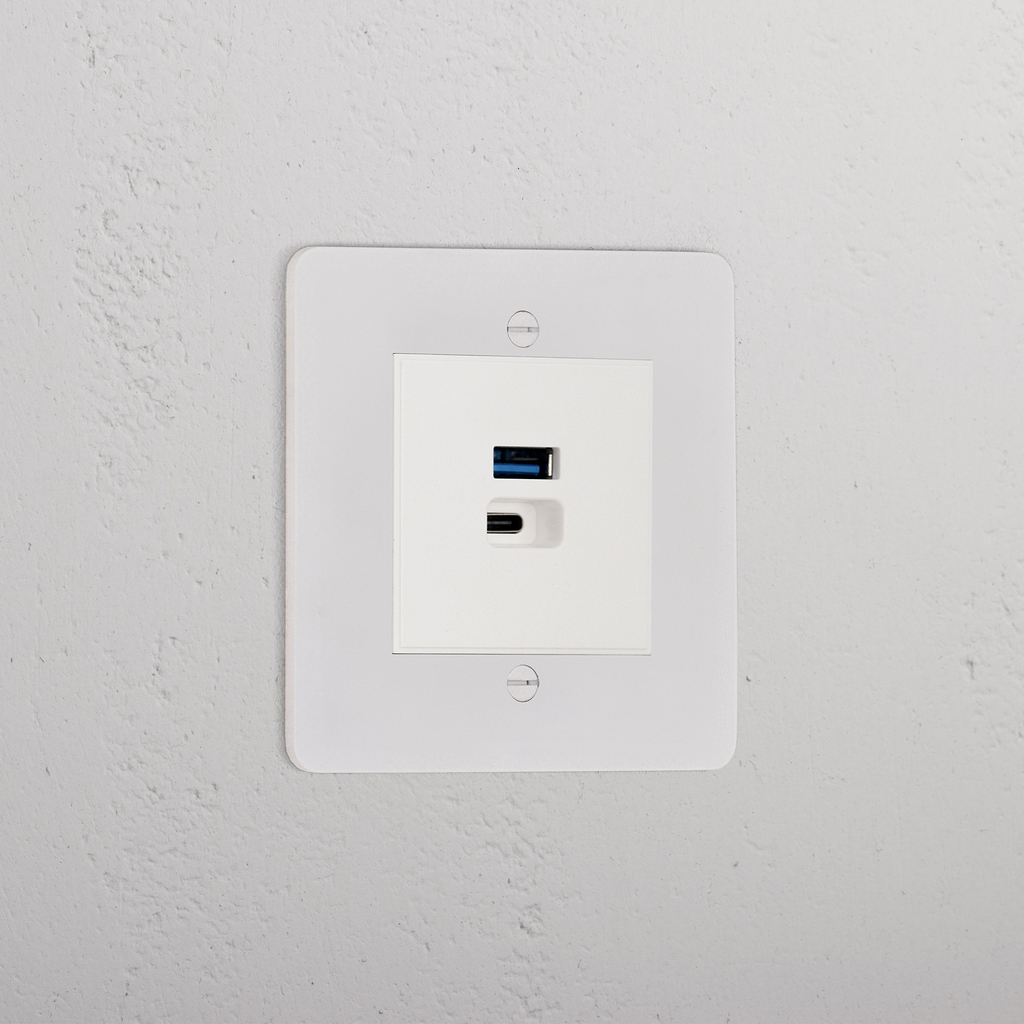 USB A+C Fast Charge Socket _ Paintable White