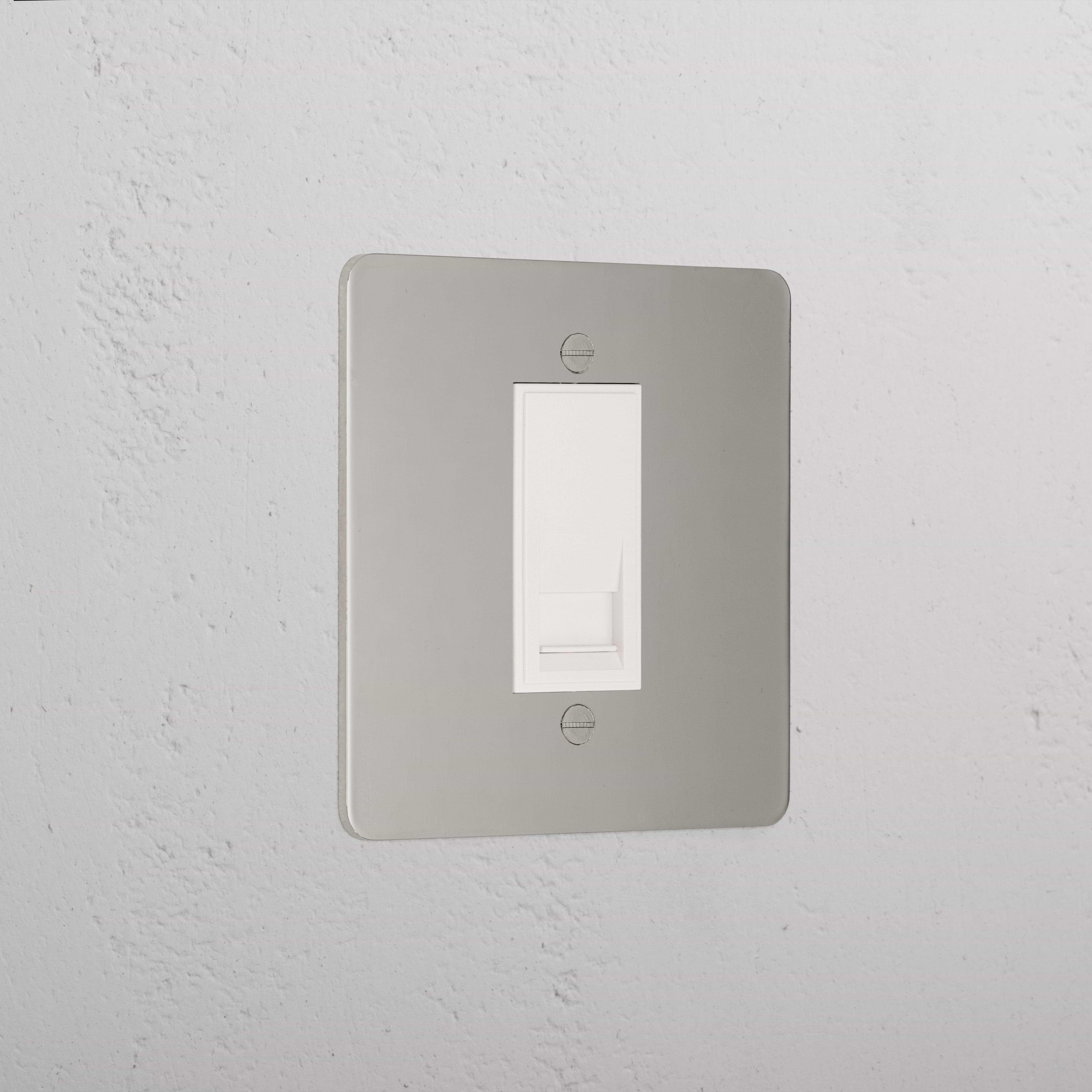 Luxury Polished Nickel Bt Master Socket White