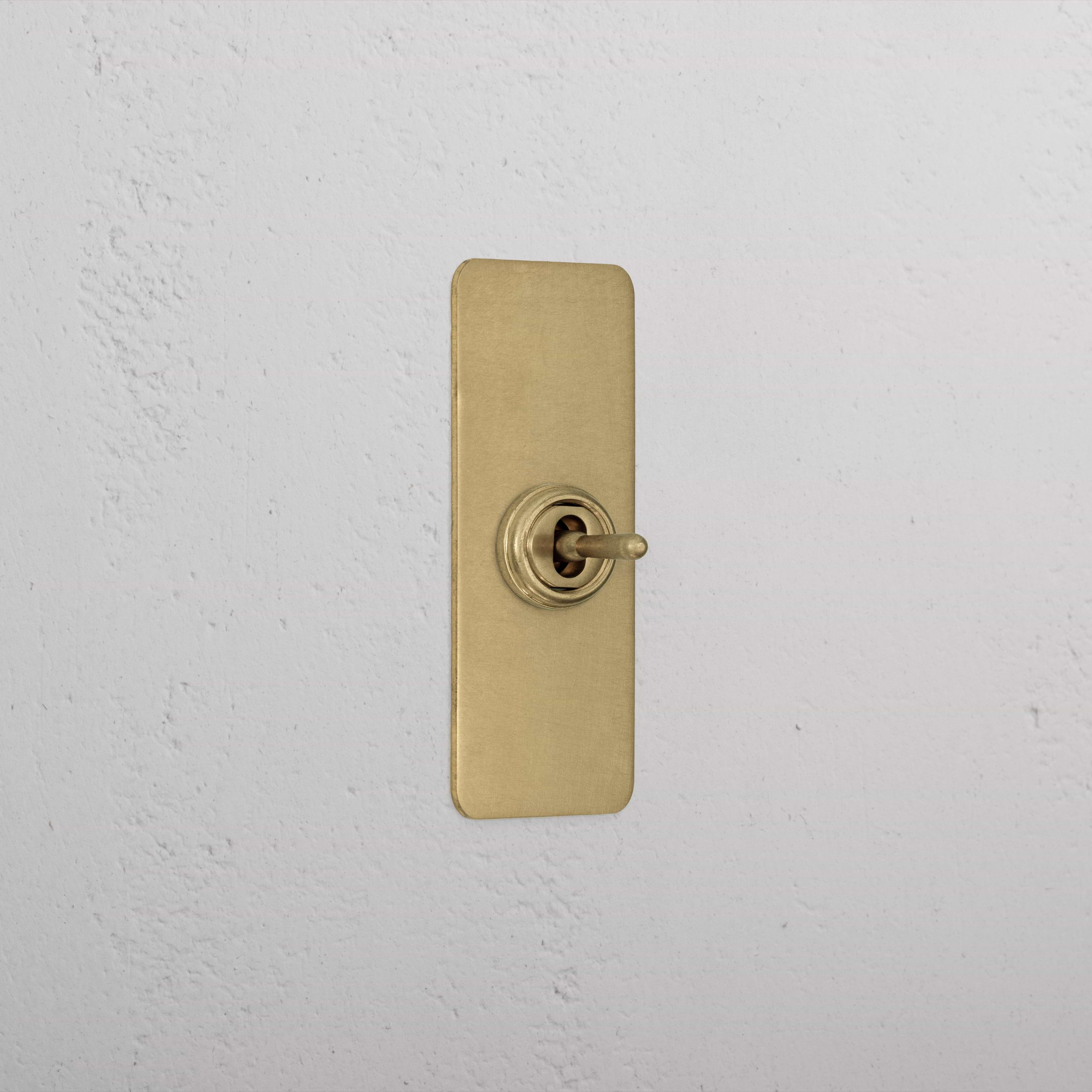 1G Architrave Centre Retractive Toggle Switch - Antique Brass