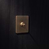 1G Centre Retractive Toggle Switch - Antique Brass