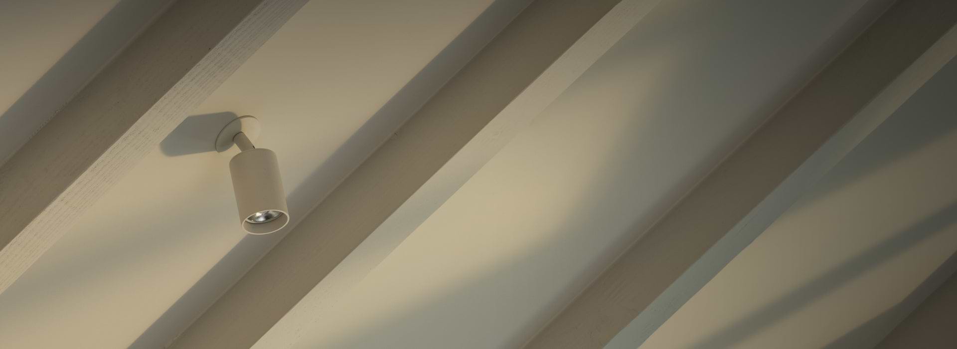 Deckenstrahler (Einbau- und Aufbaustrahler)