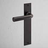 Apsley fixer Türgriff langes Schild – Bronze 