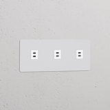 Dreifachrahmen mit 3x USB-Anschluss (30 W) – Lackierbar + Weiß