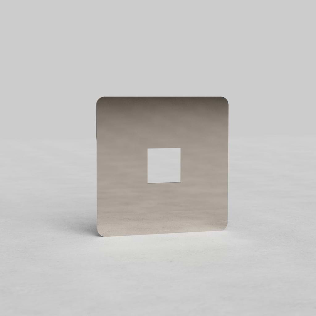Keystone-Rahmen – Poliertes Nickel – EU – Minimalistische Lichtsteuerungslösung