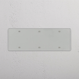 Esthetisch woning detail: Elegante Doorzichtig Wit Drievoudige lege plaat op witte achtergrond