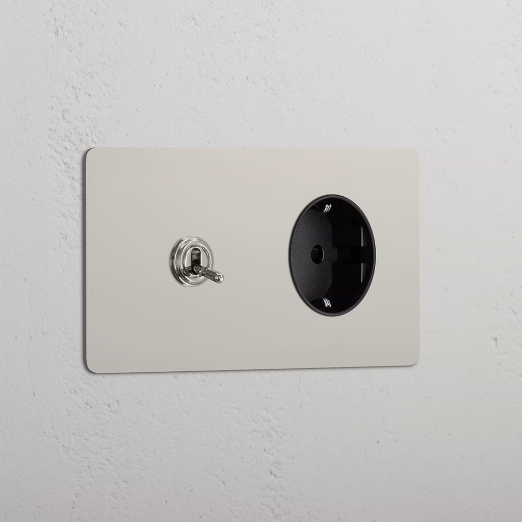 Tuimelschakelaar & Rond Schuko Type F Stopcontact (Dubbele Afdekplaat) - Gepolijst Nikkel (Zwart Inzetstuk)