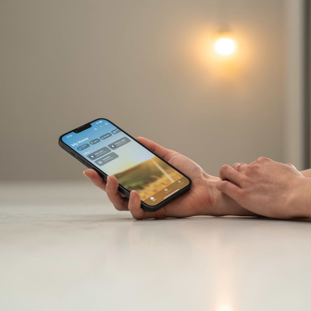 Leuchten per Smartphone oder Smart Hub ein- und ausschalten
