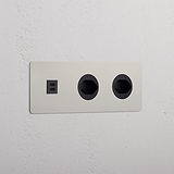 USB-C-Anschluss (30 W) 1x + Schweizer Steckdoseneinsatz (Typ J) 2x rund in Dreifachrahmen – Poliertes Nickel + Schwarz