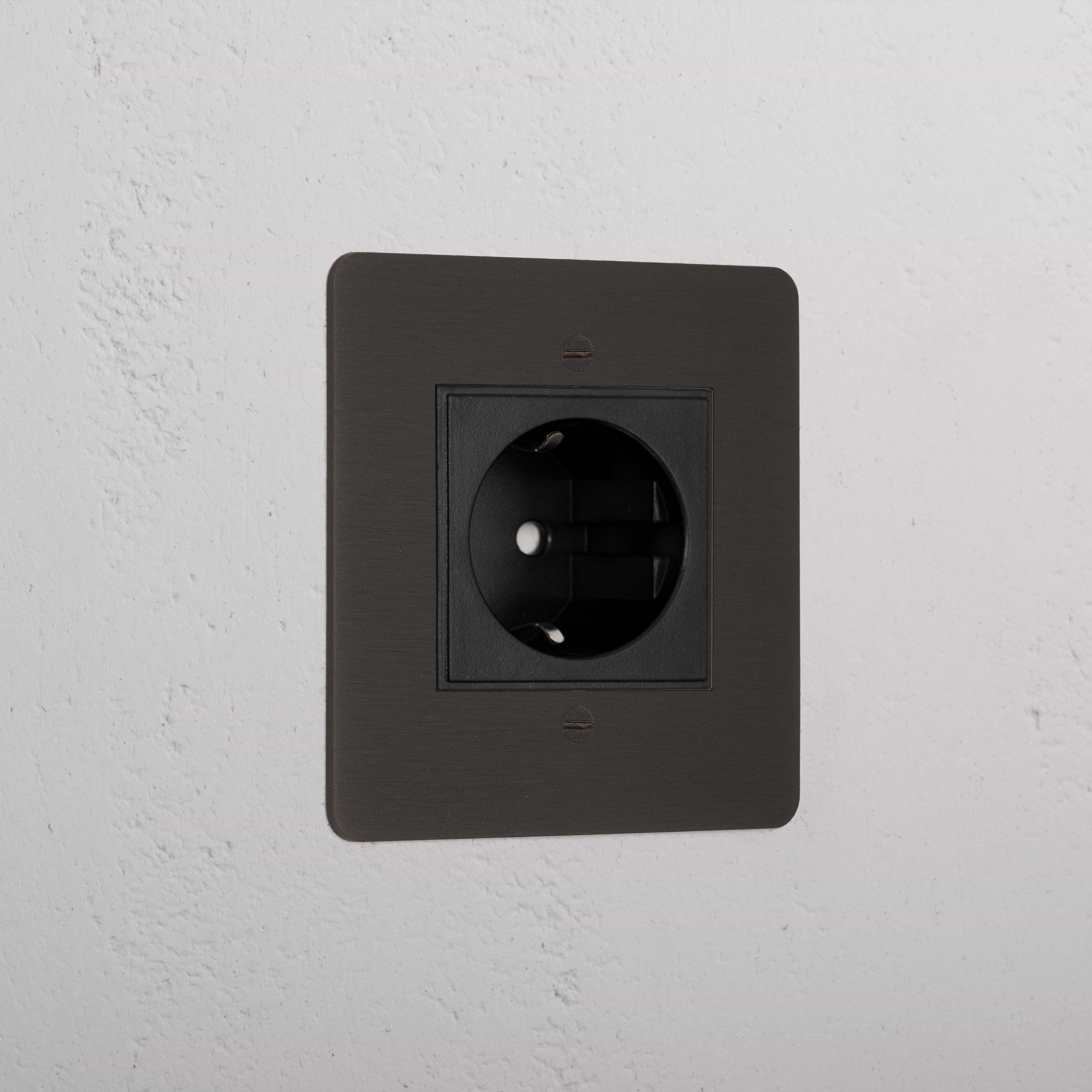 Bronze Luxury Shuko Socket Black