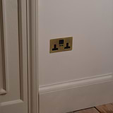 Double Socket with USB-C Fast Charge - Antique Brass Black