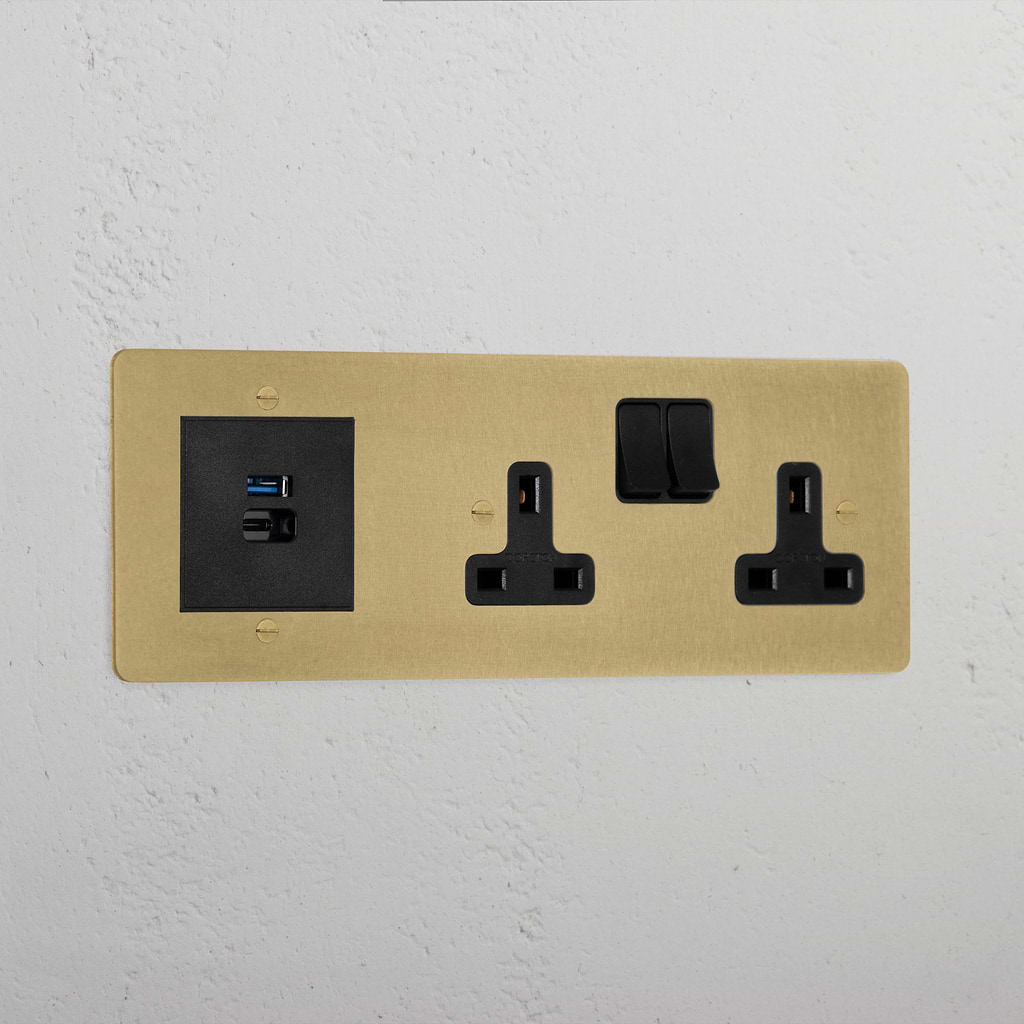 Elegant Antique Brass Double Socket And Usb A+C Fast Charge Socket Black
