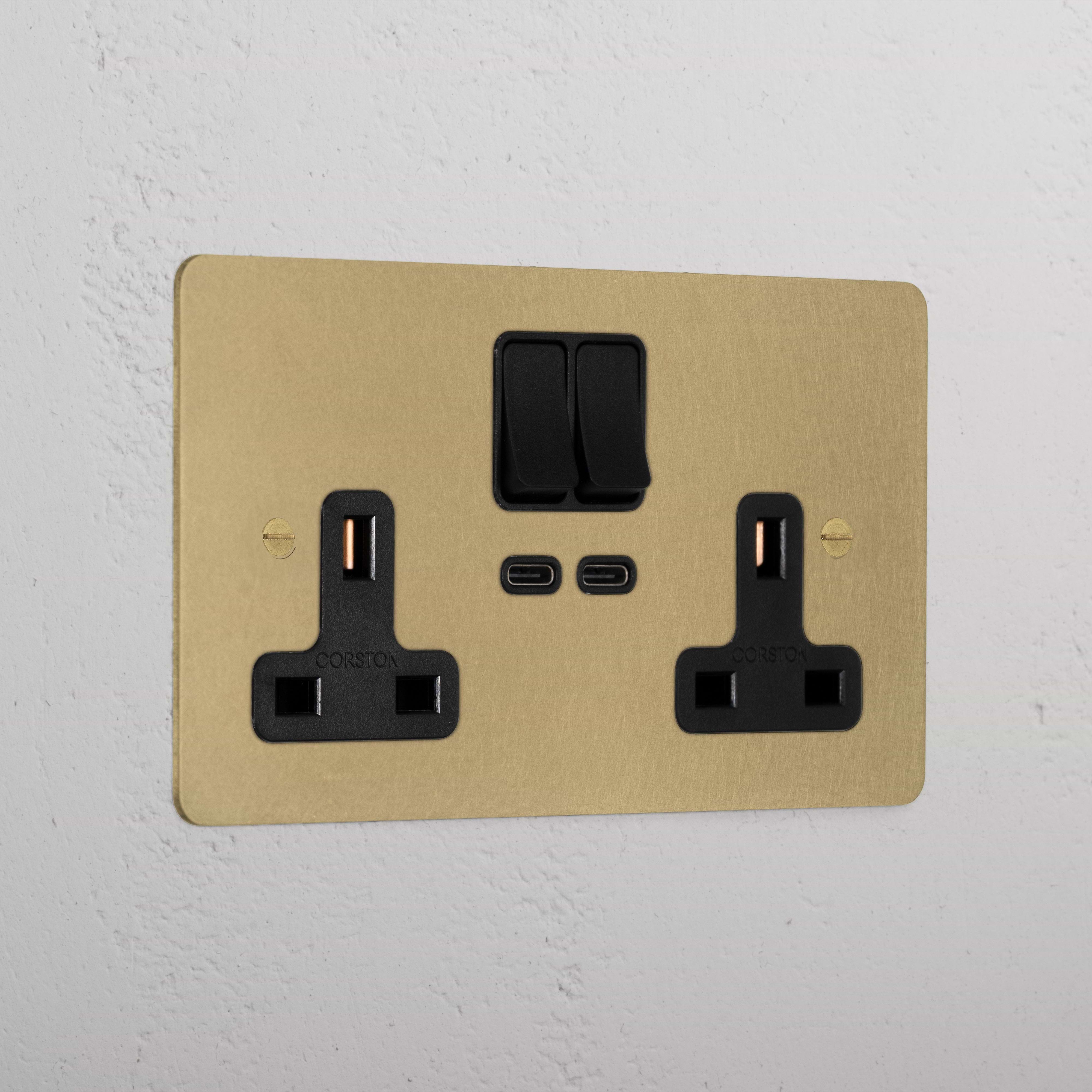 Designer Antique Brass Double Socket With Usb-C Fast Charge Black