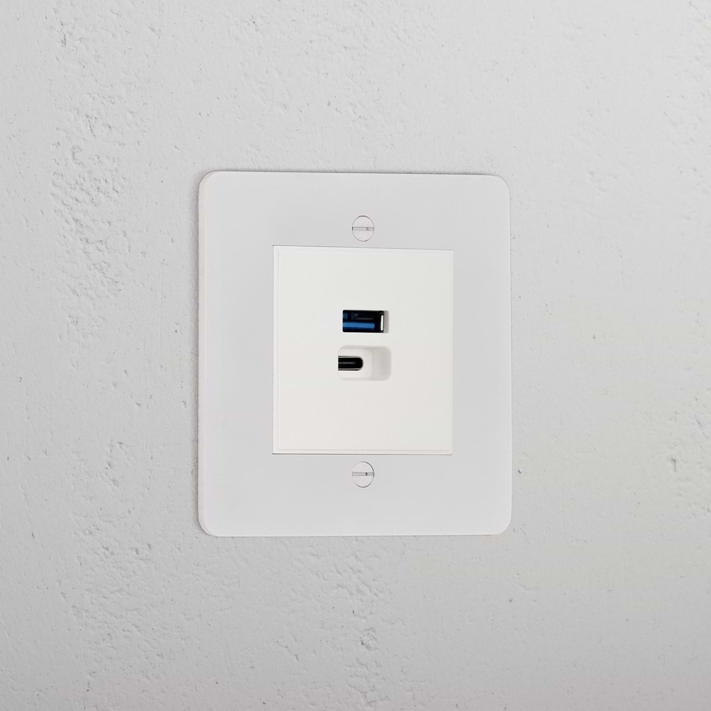 USB A+C Fast Charge Socket _ Paintable White