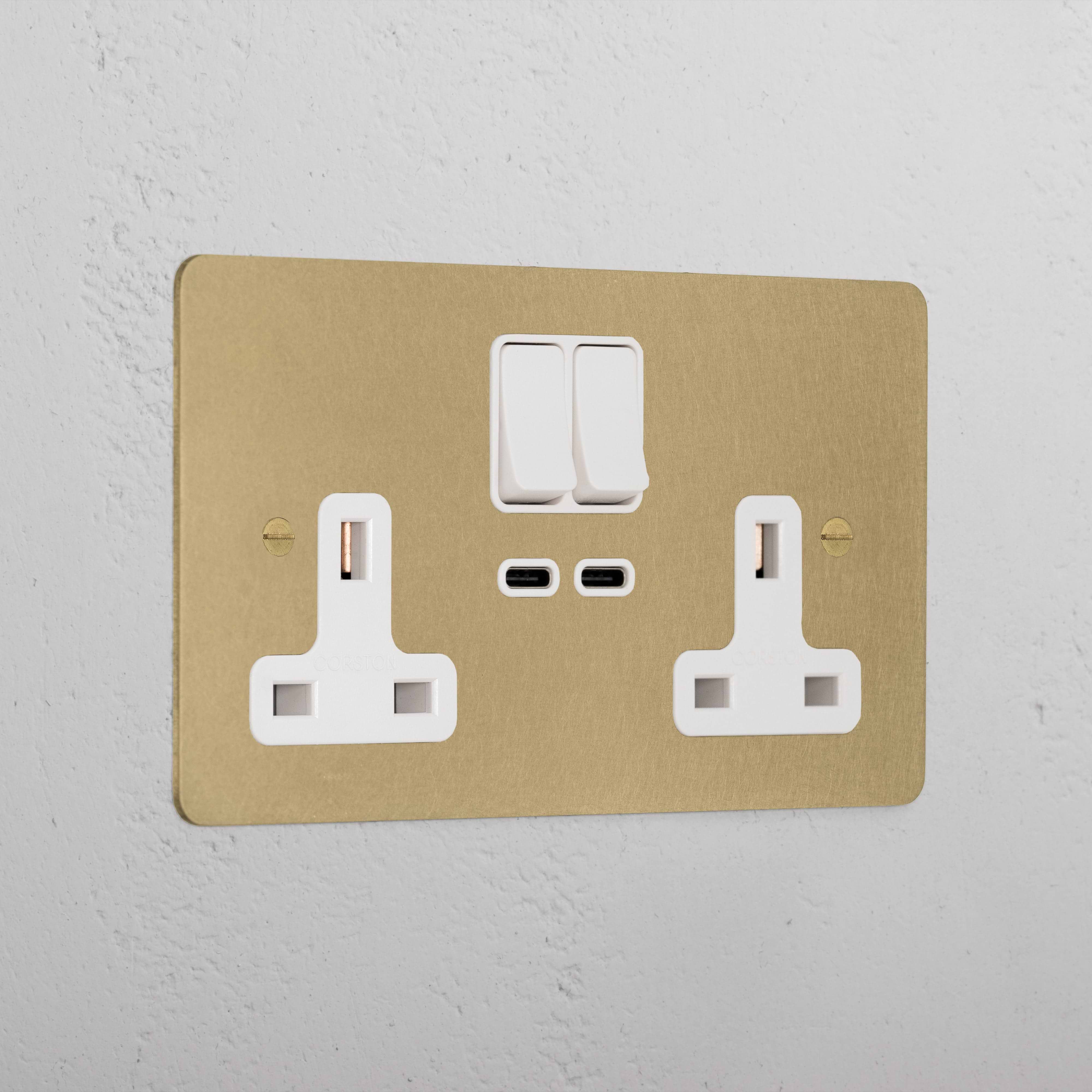Elegant Antique Brass Double Socket With Usb-C Fast Charge White