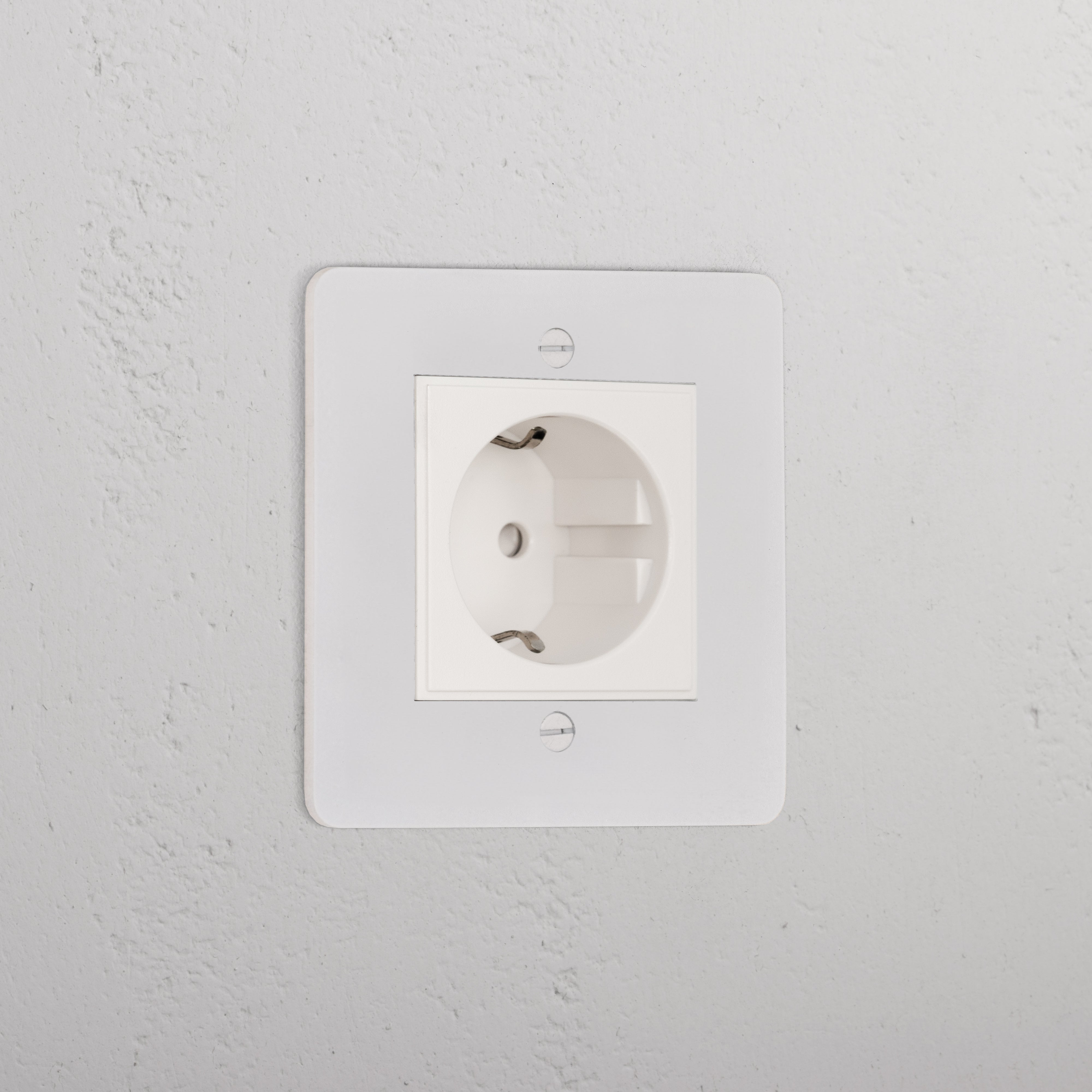 Schuko Socket _ Paintable White