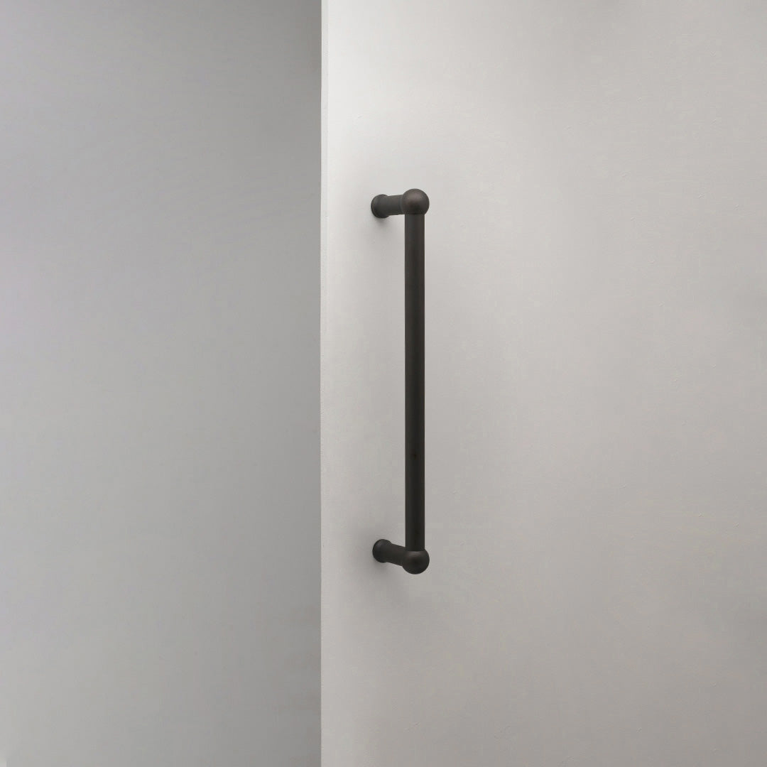 Bronze Harper Single Pull Handle 320mm On White Background