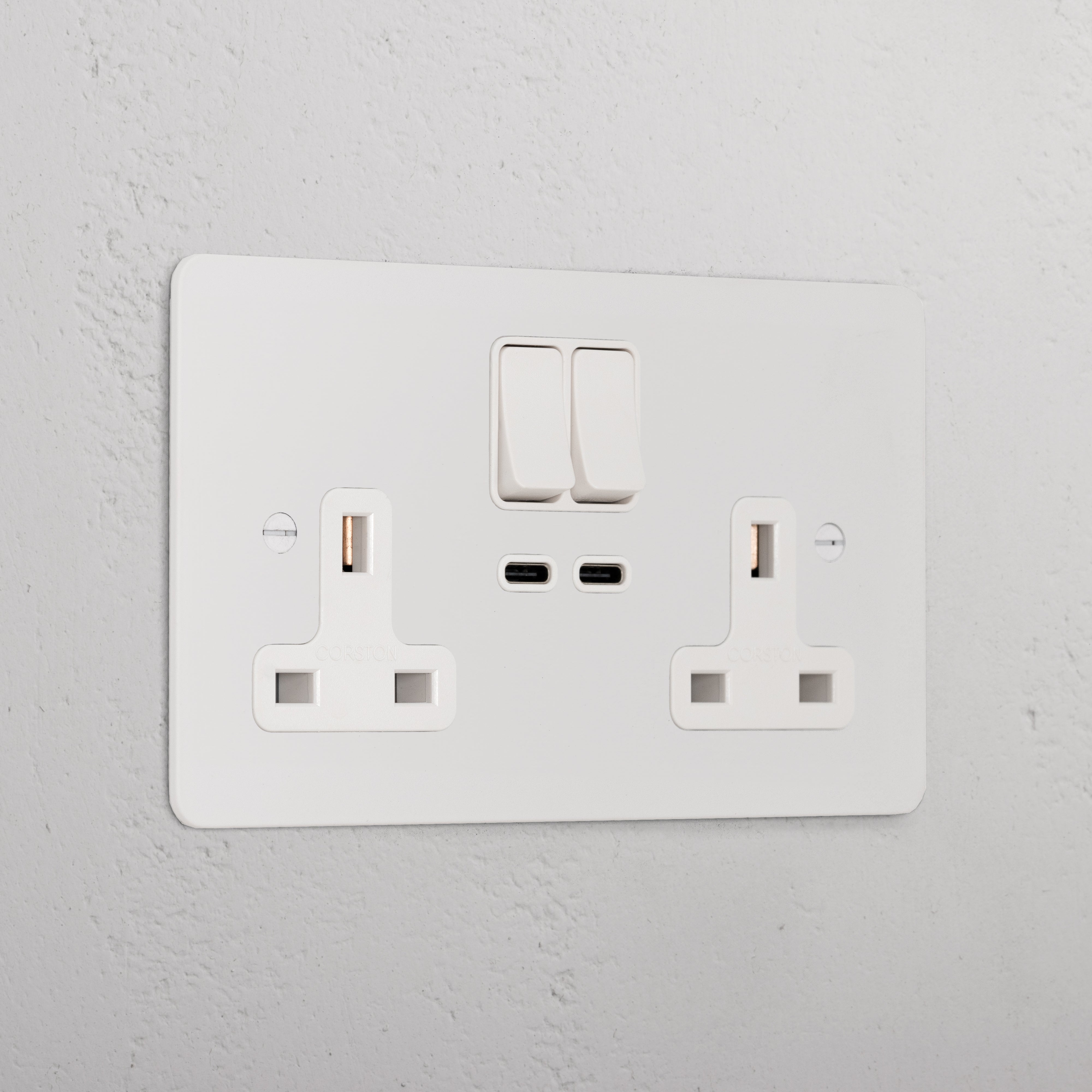 Double Socket with USB_C Fast Charge _ Paintable White
