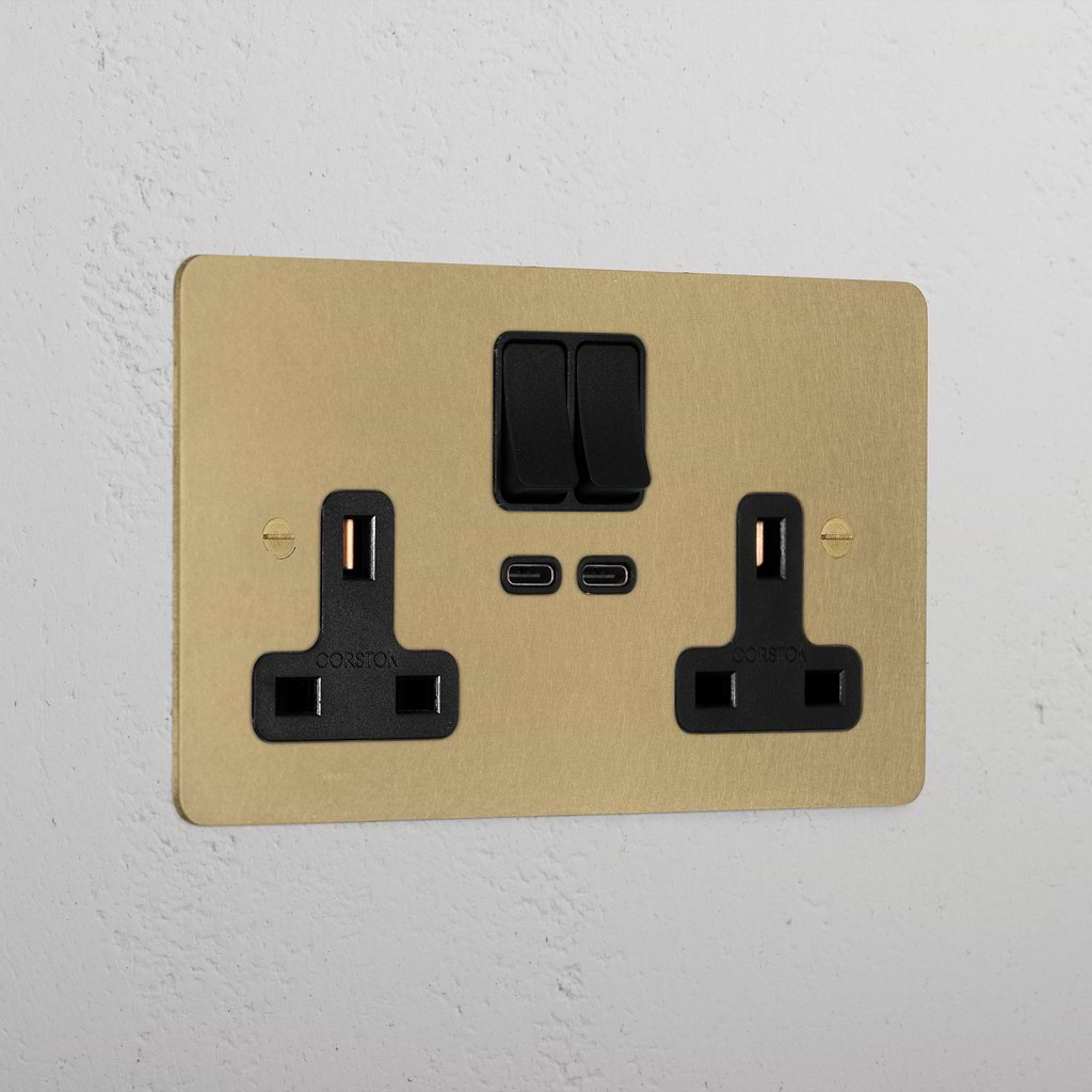 Designer Antique Brass Double Socket With Usb-C Fast Charge Black