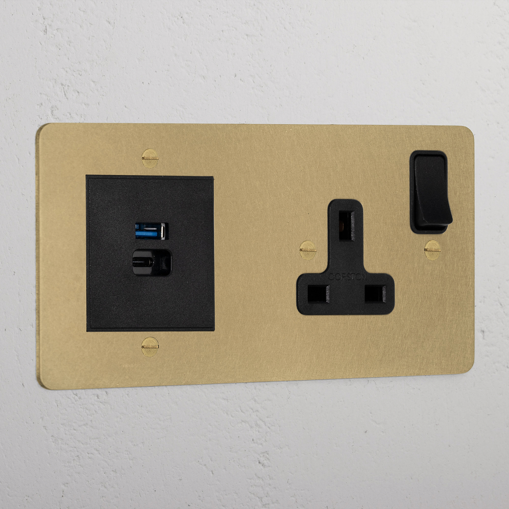 Premium Antique Brass Single Socket And Usb A+C Fast Charge Black