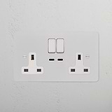 Paintable white double socket with USB-C fast charge, perfect for 2G Sockets & Modules.