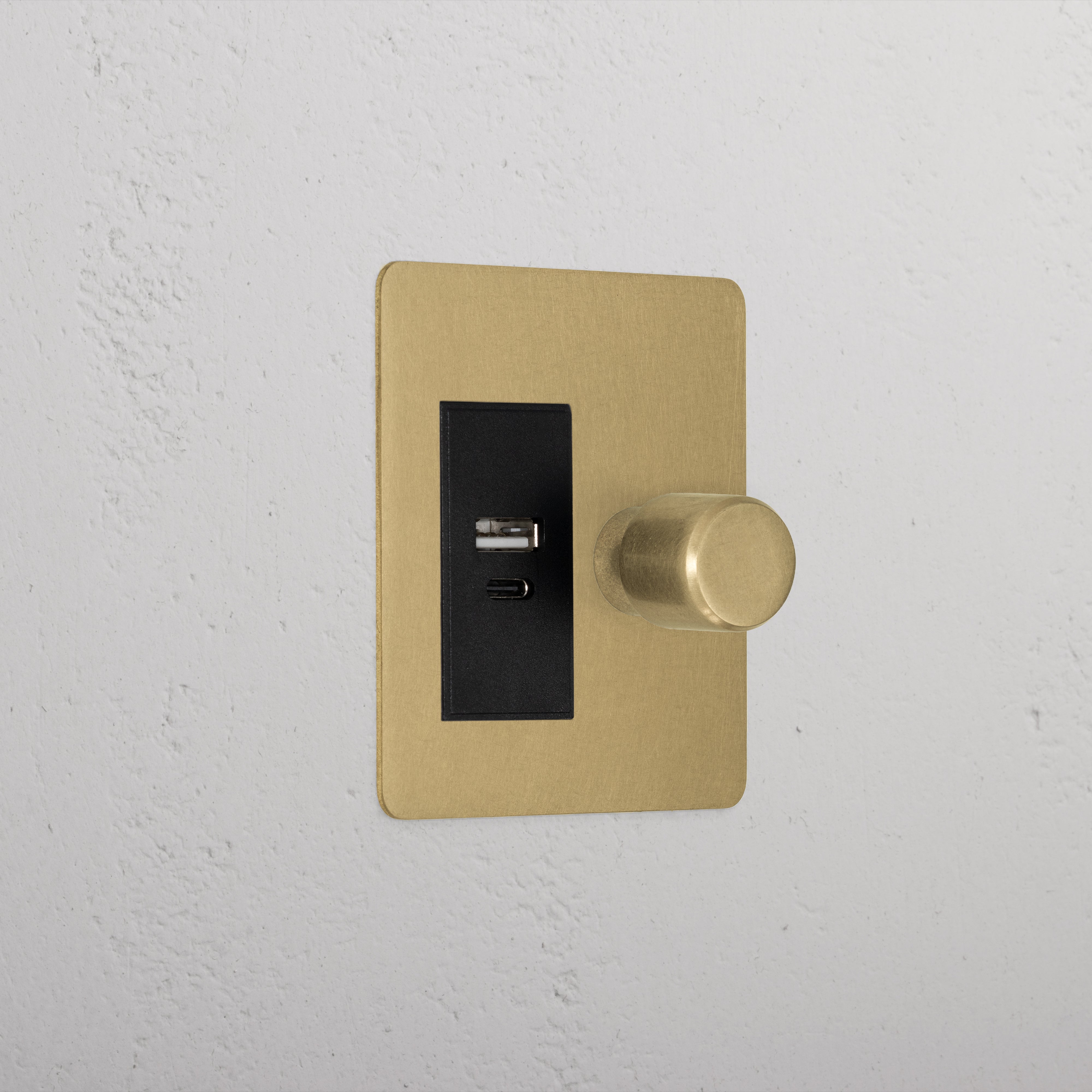 Designer Antique Brass Slimline 1 Gang 2 Way Dimmer And Usb A+C Fast Charge Switch Black