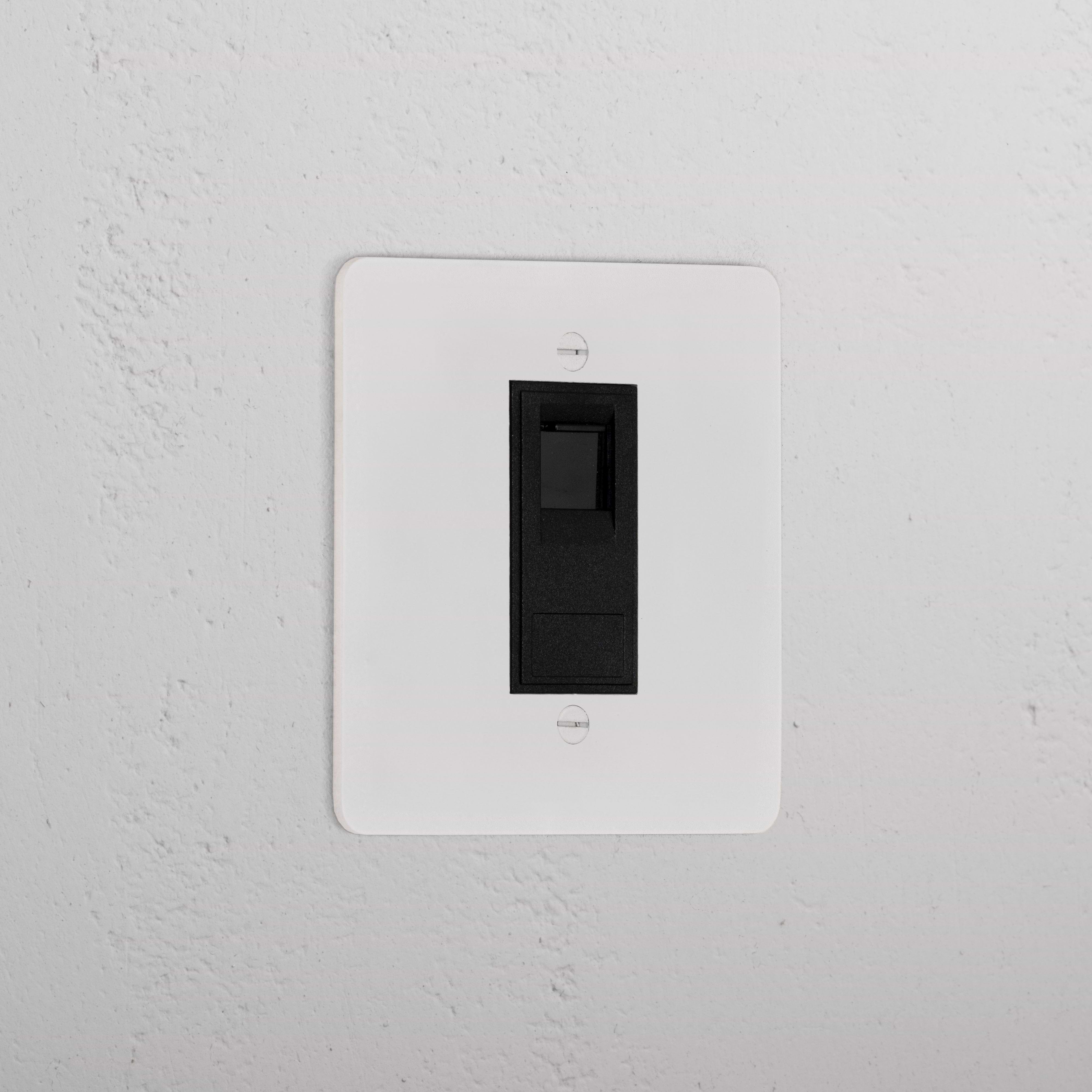 CAT6 Socket _ Paintable Black