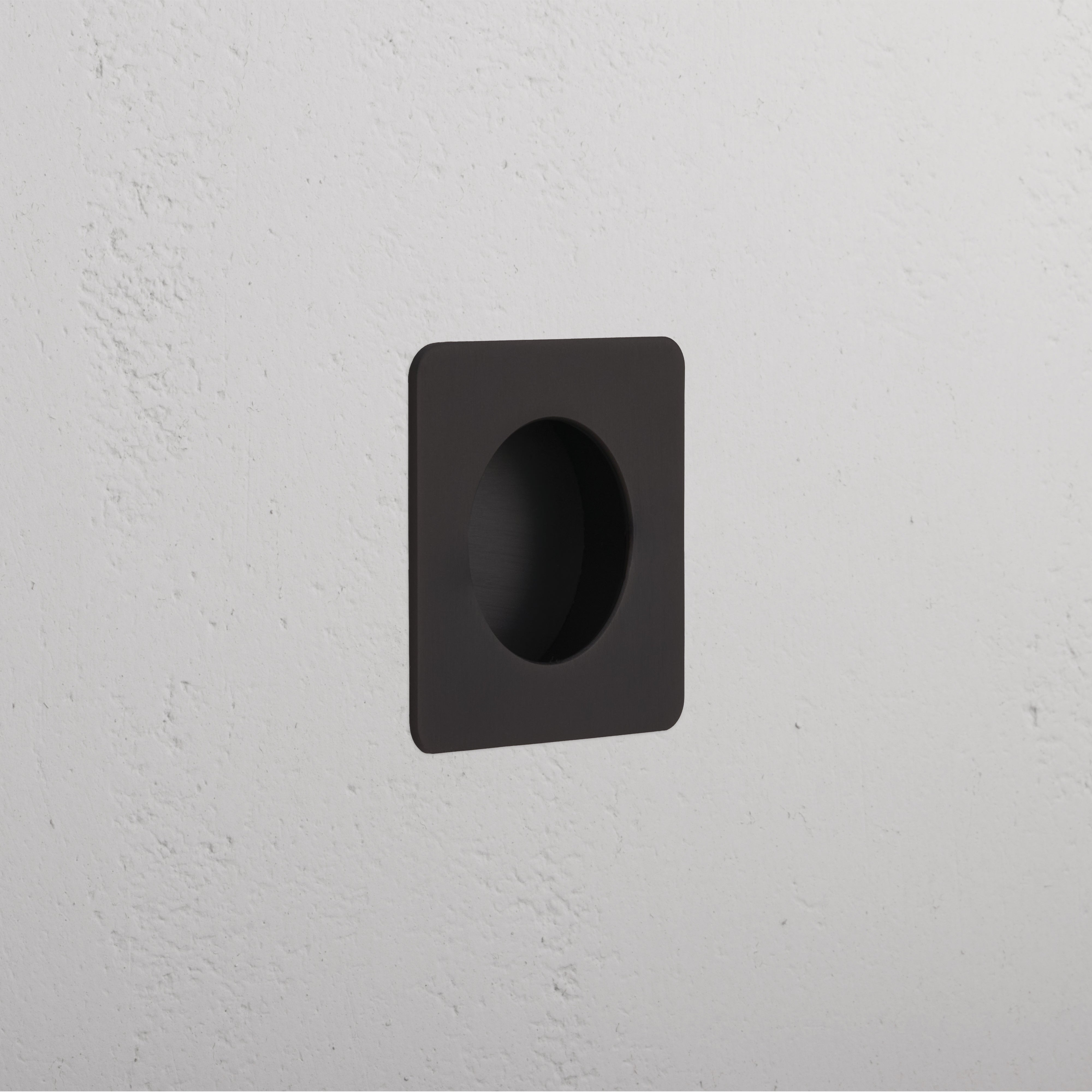 Regent Recessed Small Pull - Bronze