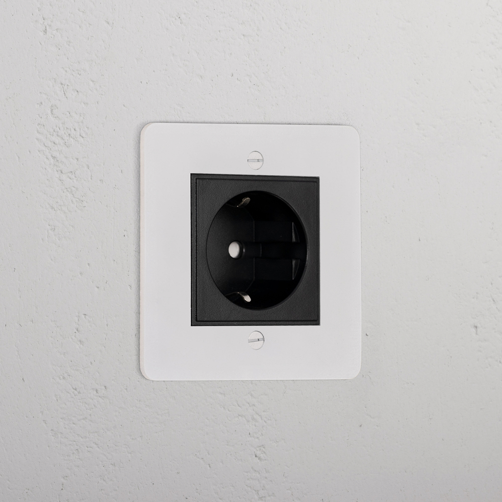 Schuko Socket _ Paintable Black