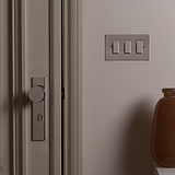 Onslow Long Plate Sprung Door Knob & Thumbturn - Polished Nickel