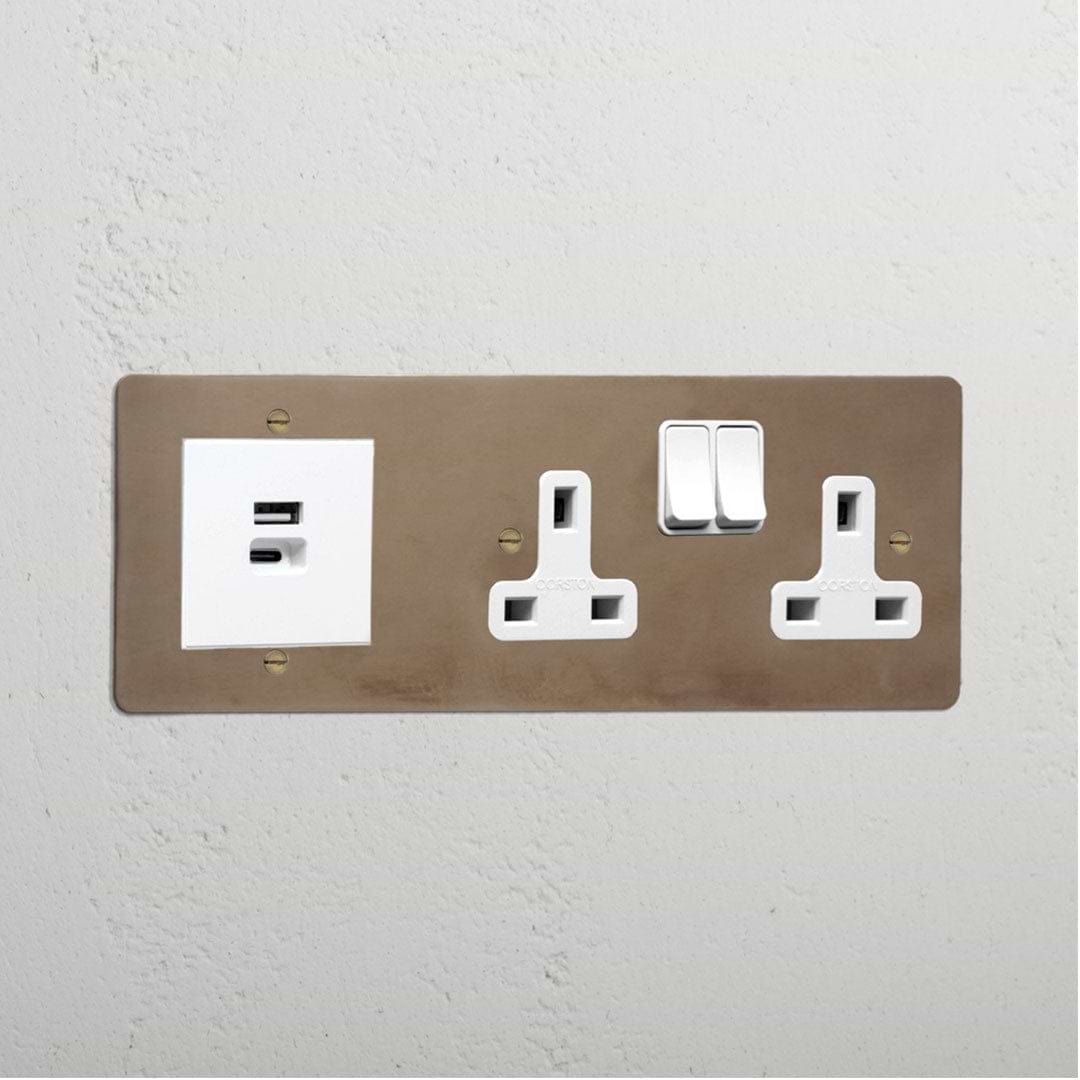 Premium antique brass double socket and USB A+C fast charge socket white