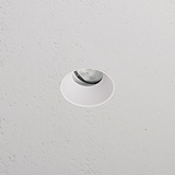 Buxton feuerbeständiger verstellbarer Deckenstrahler ohne Rand (50 mm) – Weiß
