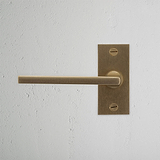 Clayton fixer Türgriff kurzes Schild – Antikes Messing  