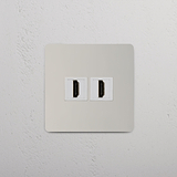 High-Definition-Videozubehör: Poliertes Nickel + Weiß – 2x HDMI-Modul – auf weißem Hintergrund