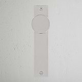 Pomo para puertas Onslow con placa larga (fijo) - Níquel pulido
