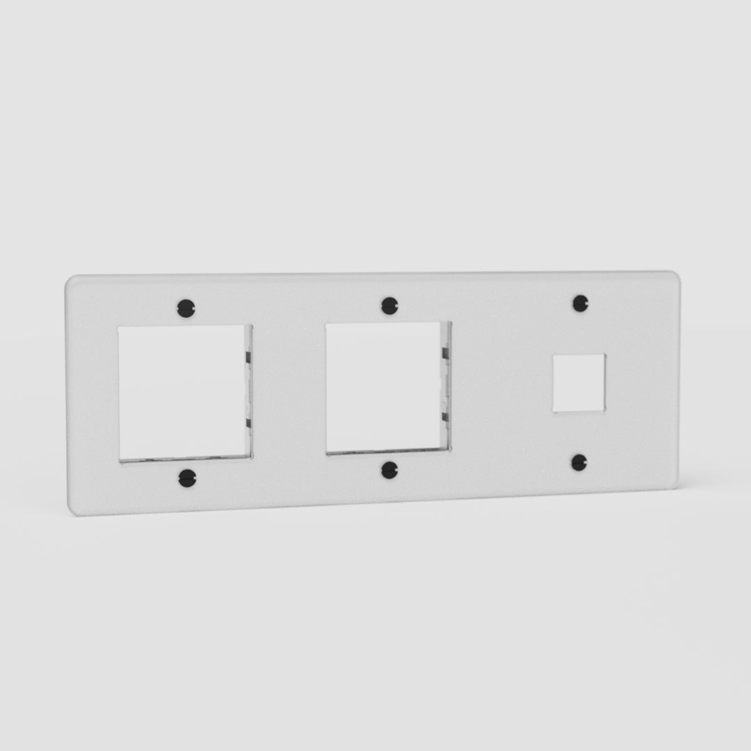Placa de interruptor triple Keystone y 45mm doble EU en traslúcido y negro - Solución avanzada para iluminación