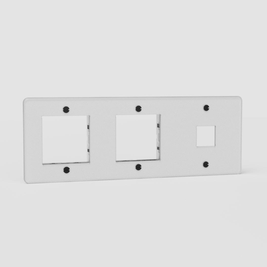 Placa de interruptor triple Keystone y 45mm doble EU en traslúcido y negro - Solución avanzada para iluminación