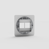 Placa de interruptor individual Keystone en traslúcido y blanco - Producto contemporáneo para decoración del hogar europeo, sobre fondo blanco